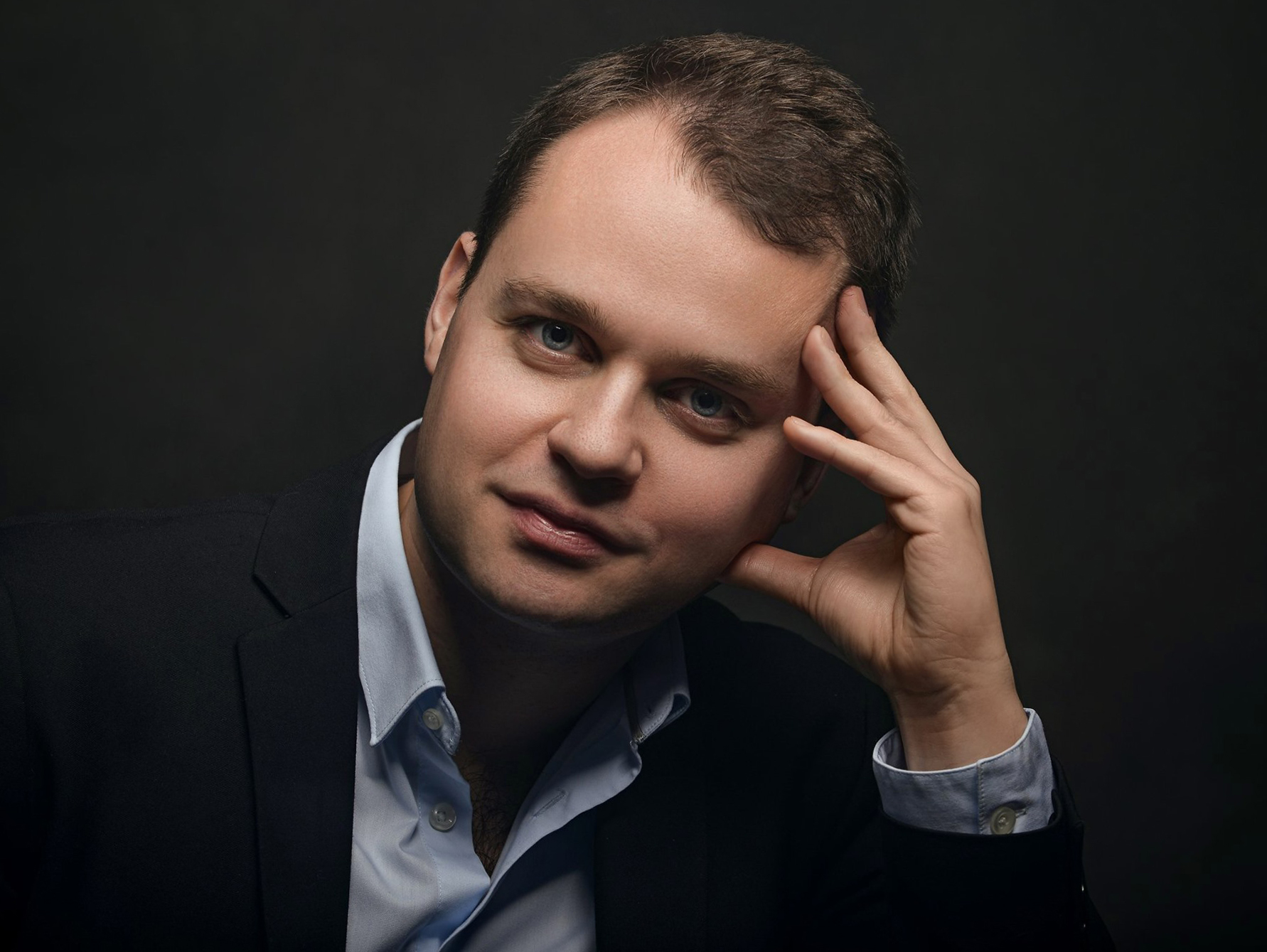 Portrait Charly Mandon compositeur et pianiste